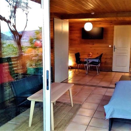 Studio 32M2 - Dans Propriete Avec Vue Imprenable Sur Le Lac Du Salagou Liausson エクステリア 写真