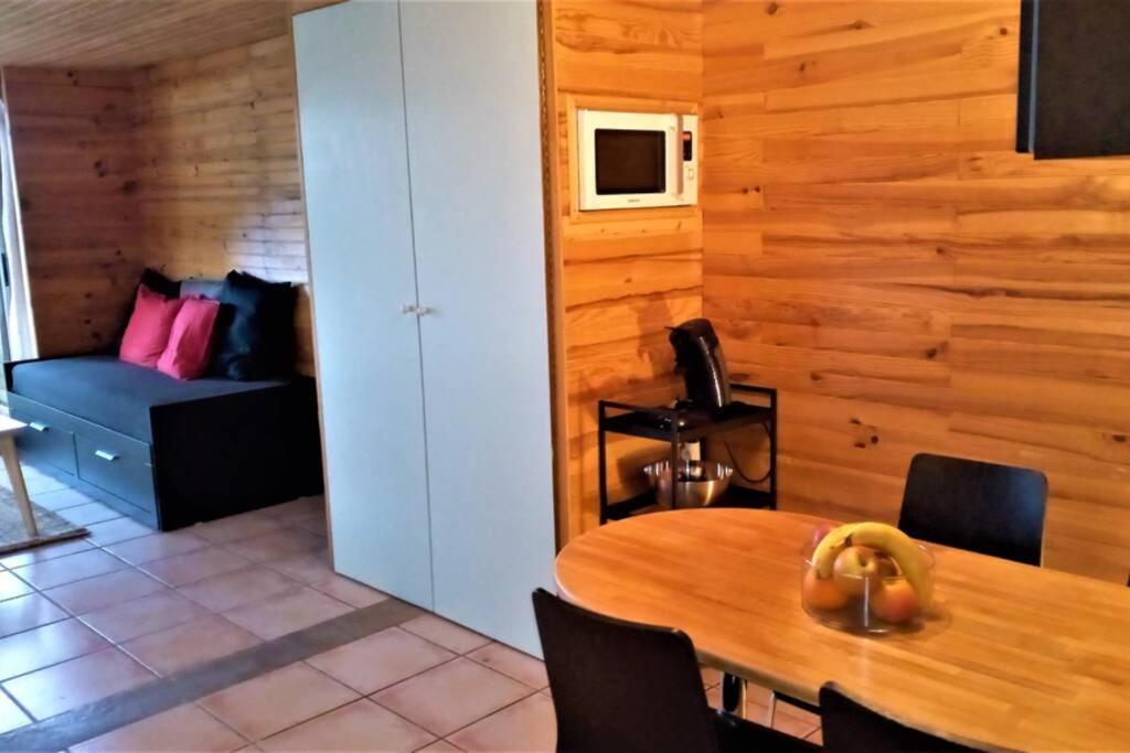 Studio 32M2 - Dans Propriete Avec Vue Imprenable Sur Le Lac Du Salagou Liausson エクステリア 写真